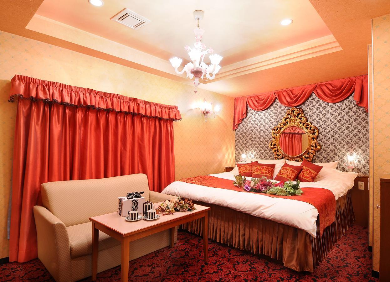 Hotel do amor Chapel Cinderella (adults Only)